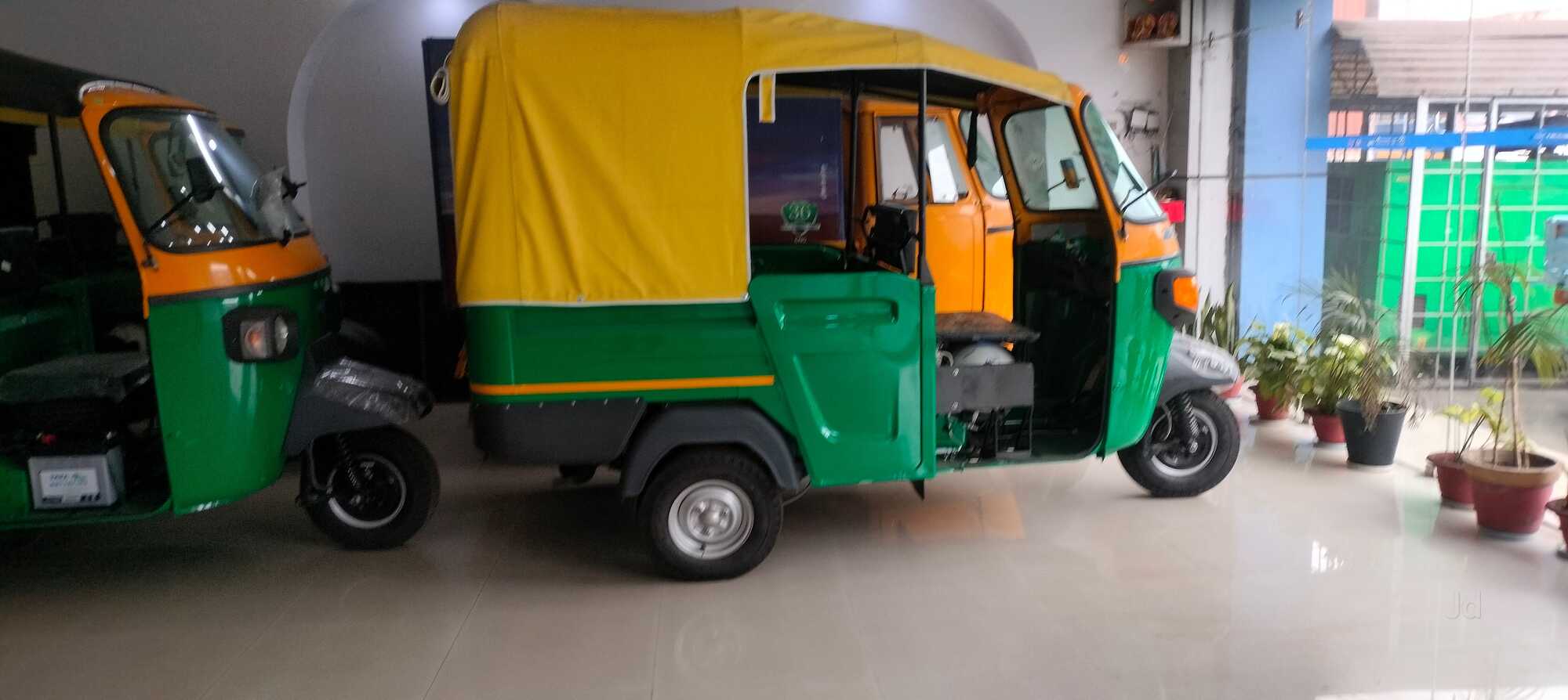 Top Piaggio Ape (authorised) Three Wheeler Dealers in Pithoragarh ...