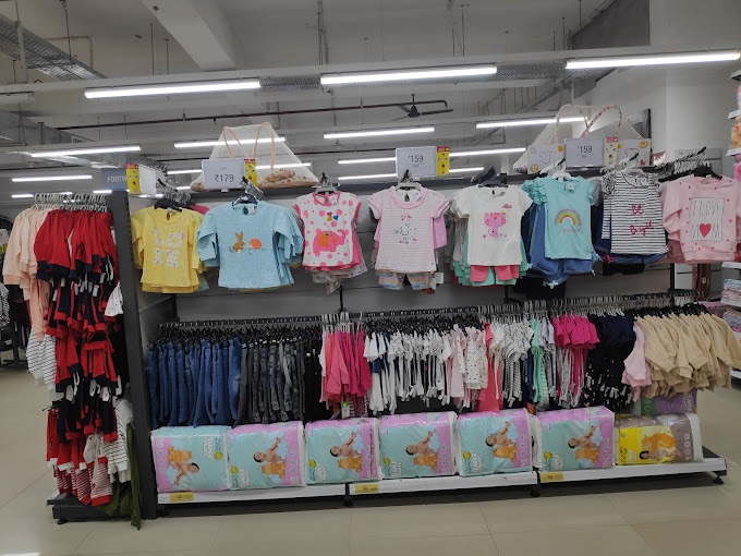 Plastic Container in Hamirpur-uttar-pradesh Durable Storage