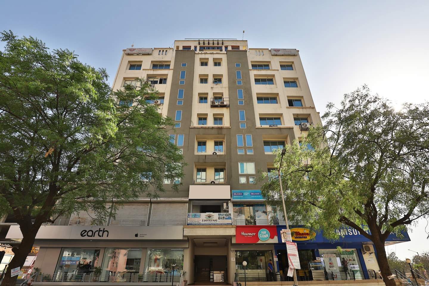 Maple Tree Service Apartment Gandhinagar Ho Hotels In Gandhinagar Gujarat Justdial