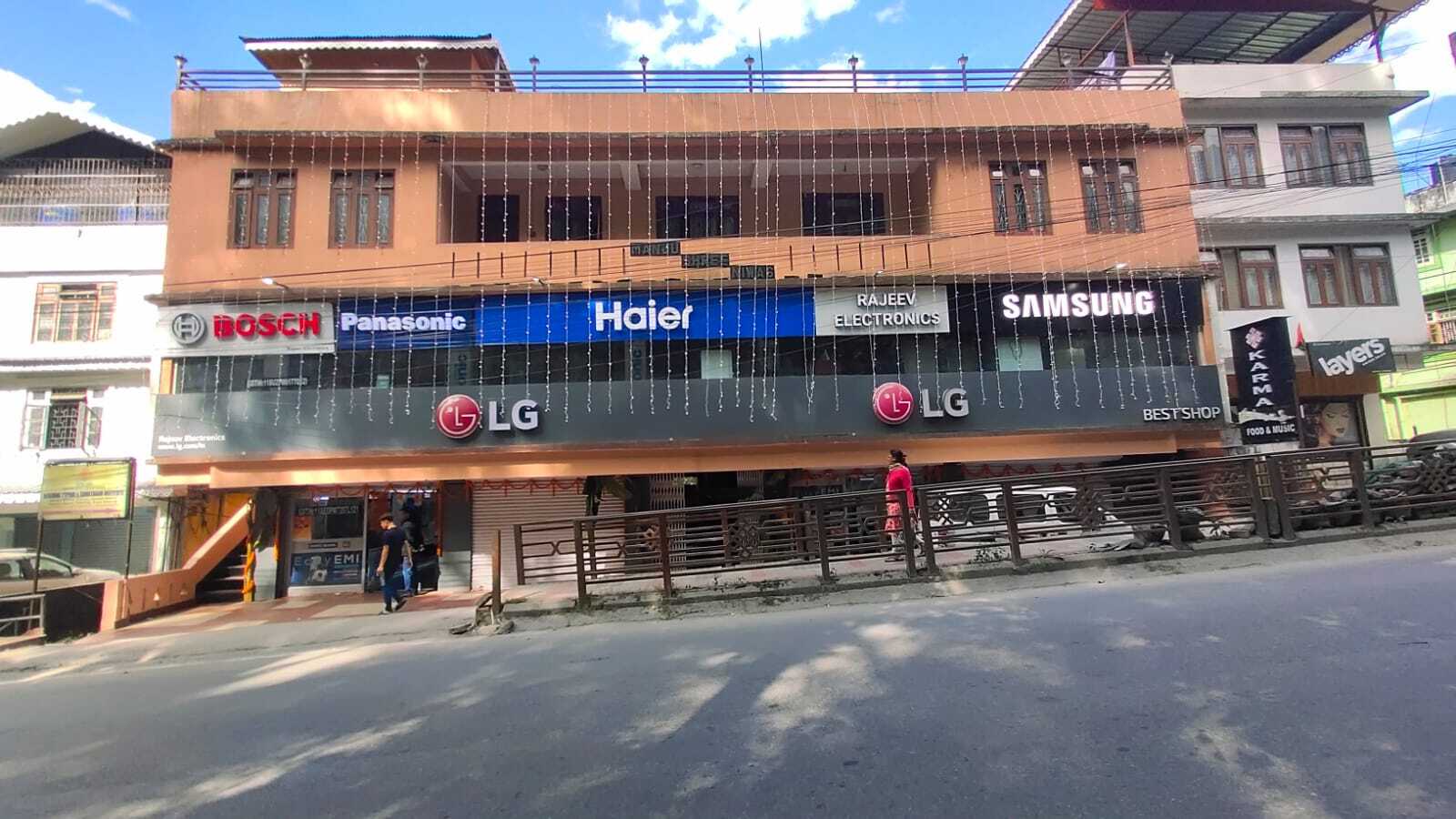 Top Electronic Goods Showrooms in Mangan Best Electronics Stores