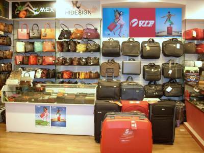 Hidesign store Bag Dealers in MGF Metropolitan Mall- Gurgaon