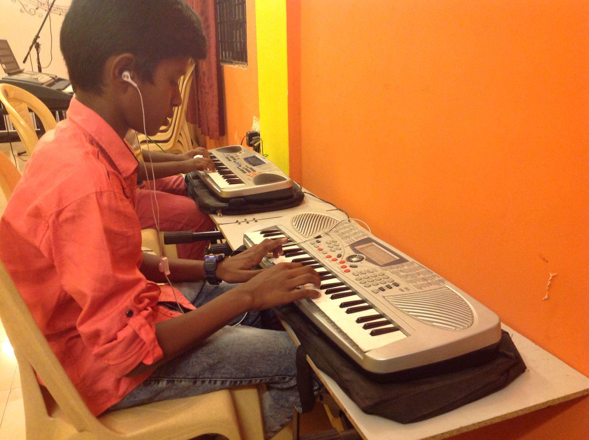 Top Private Music Classes For Drumset in Sathya Sai Layout, Bangalore