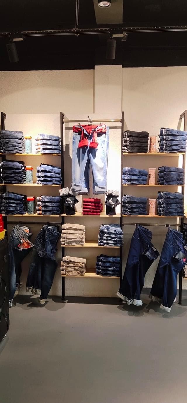 Top Park Avenue Readymade Garment Retailers in Dharwad Best Park