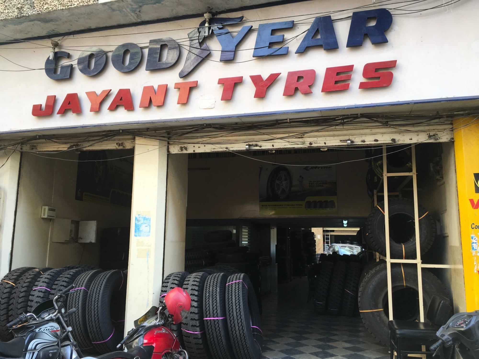 Merchants Tire Near Me >> Top 100 Tyre Shops In Hyderabad Best Car Tyres Justdial Merchants Tire Near Me >> Top 100 Tyre Shops In Hyderabad Best Car Tyres Justdial