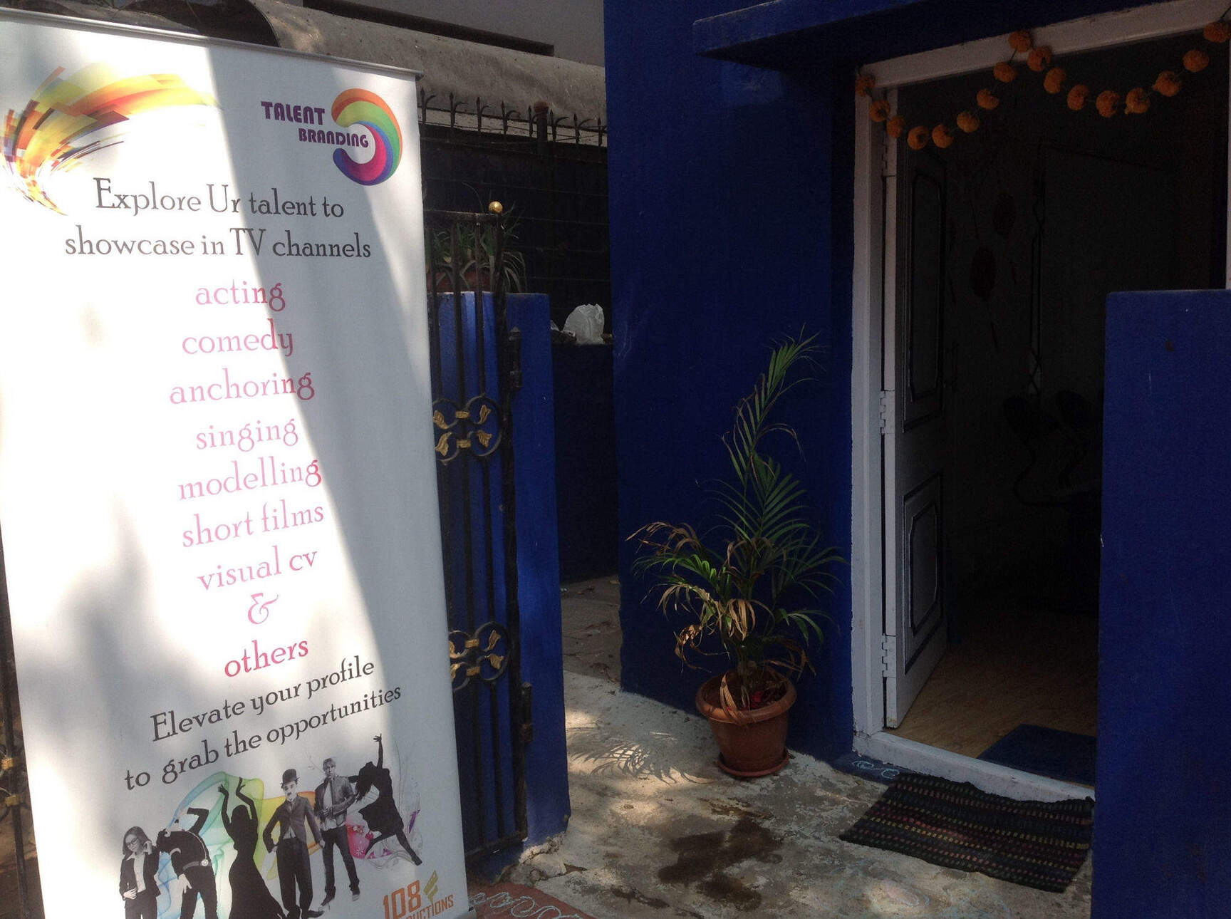 Top Theatre Acting Classes in Ameerpet Best Theater Acting Classes