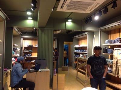 levi's store fashion valley