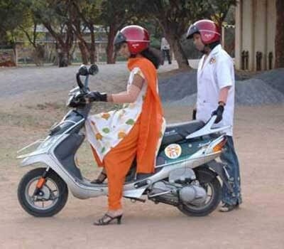 two wheeler driving school near me