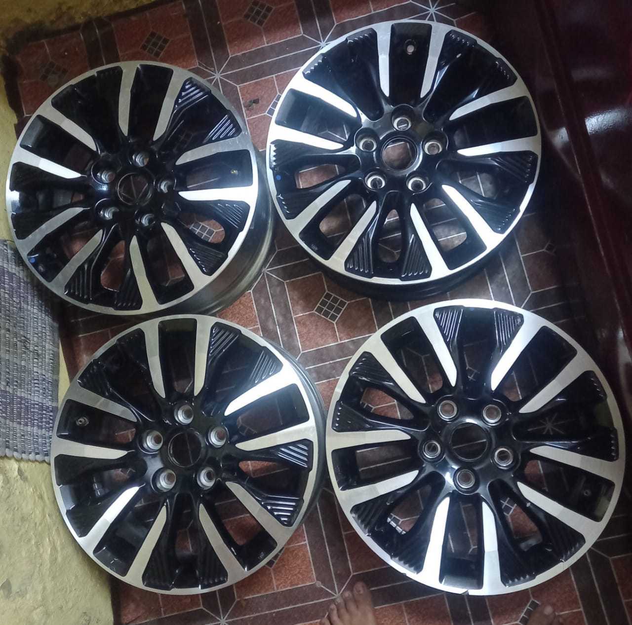 Top Oz Alloy Wheel Dealers in Vijayawada Best Oz Alloy Wheel Dealers