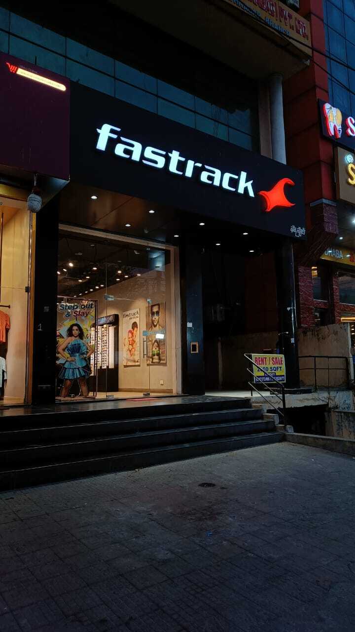 Fastrack himayat nagar sale