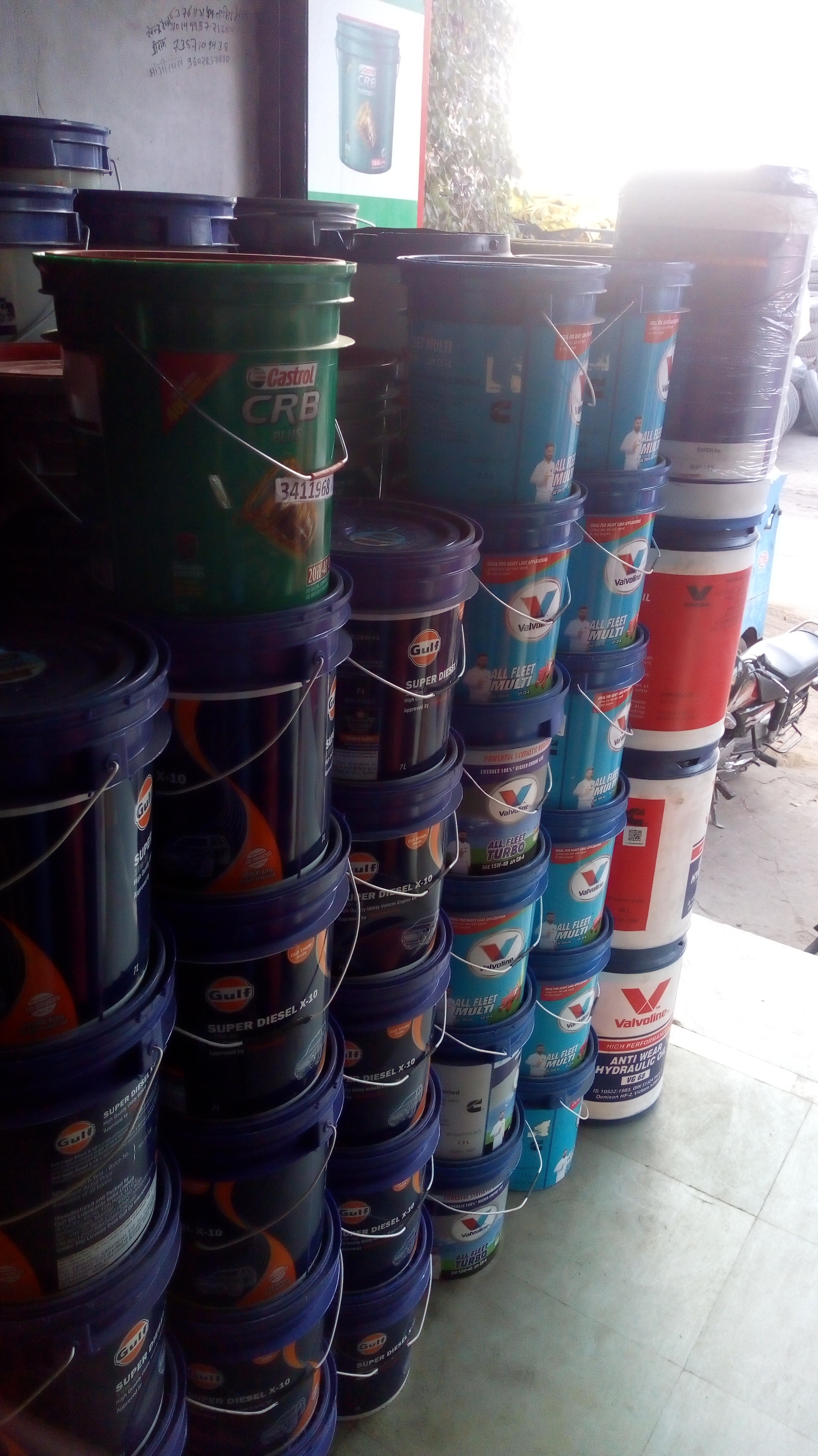 Top Castrol Lubricant Oil Dealers in Mansarovar Best Castrol