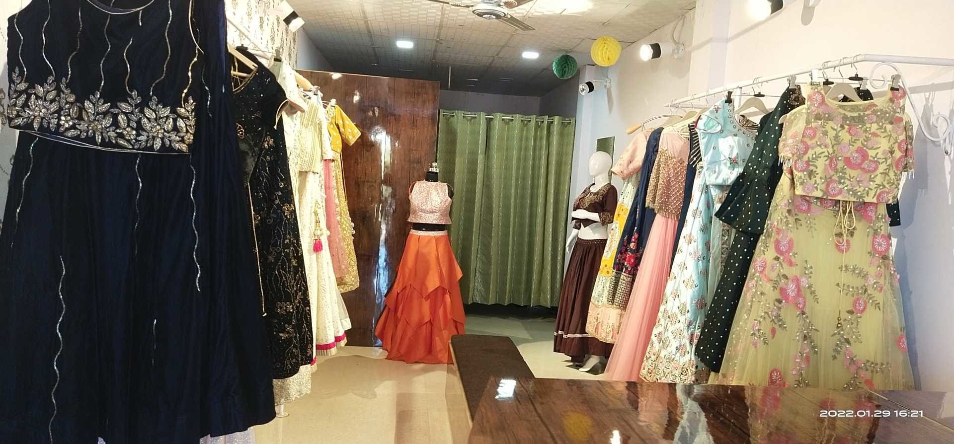 Saheli Dress On Rent Photos, Jhotwara, jaipur Pictures & Images