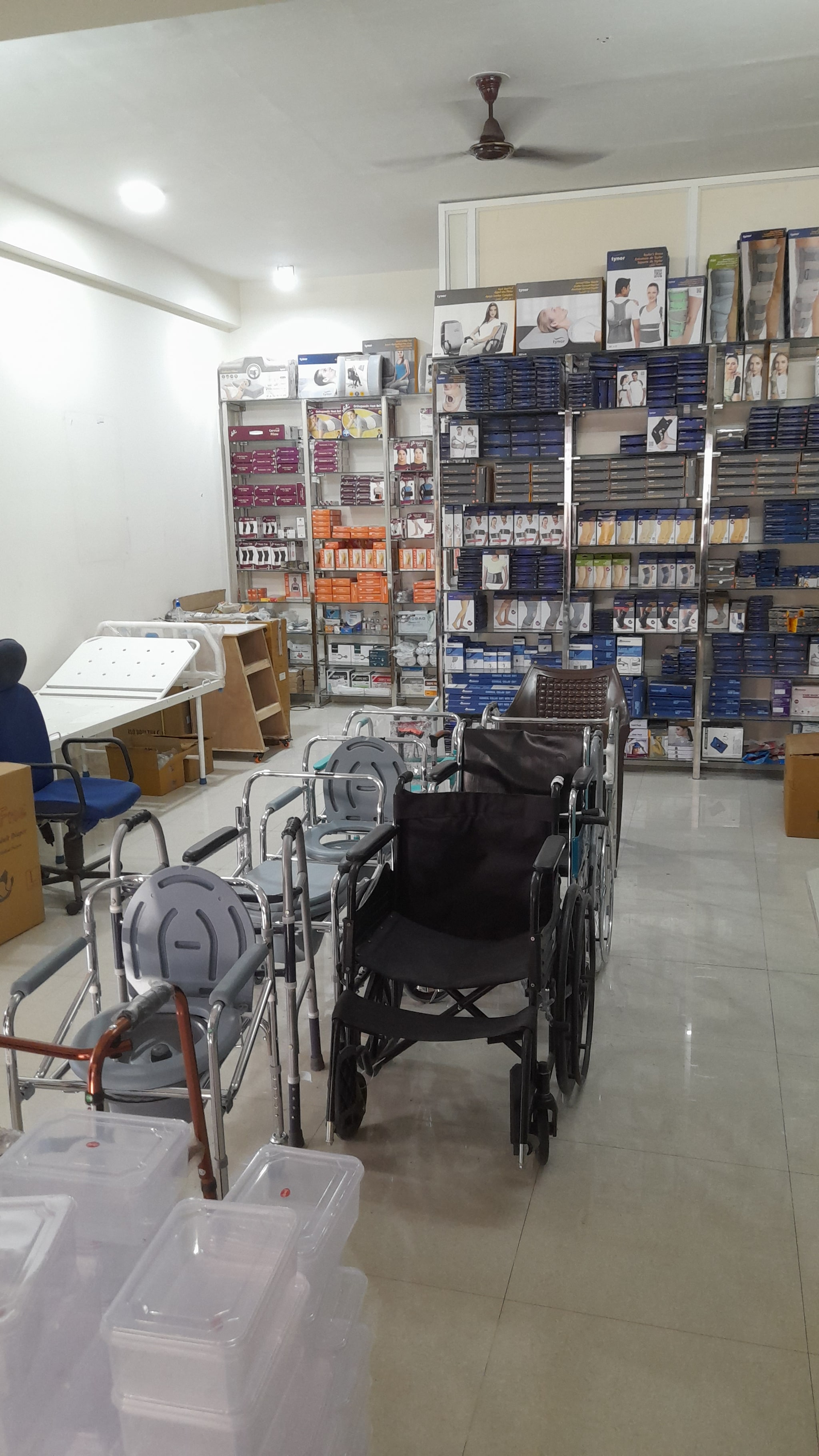 Catalogue Oswal Surgical & Medical Agencies in Chaura Rasta , Jaipur