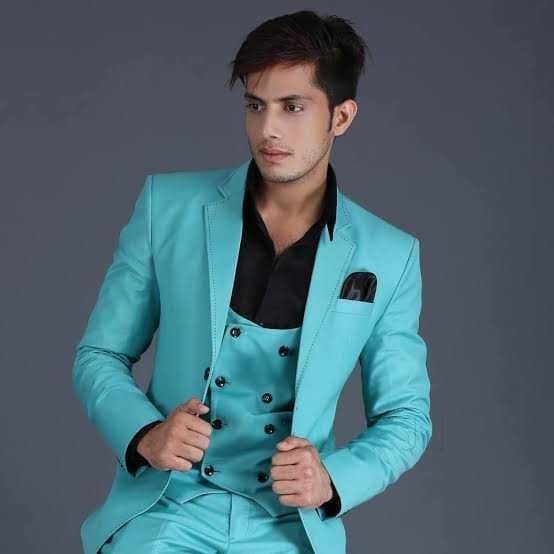 The Rich Look Designers in Khatipura 