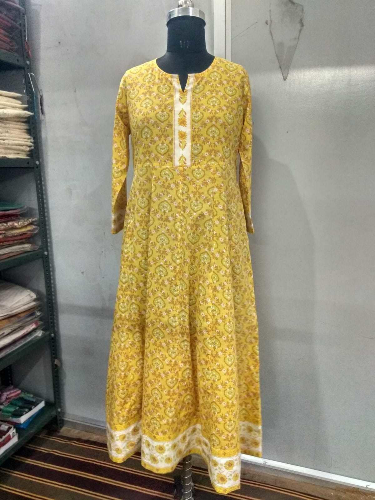 Girls Sleeveless Dress in Bharuch Stylish, Comfortable Trendy