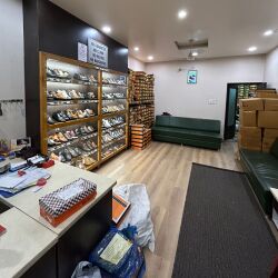 zoom shoes factory shop