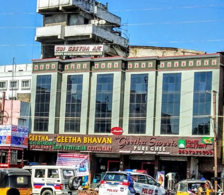 Top Restaurants in Chandrapuri Colony, Karimnagar Best Veg & Non Veg Restaurants near me