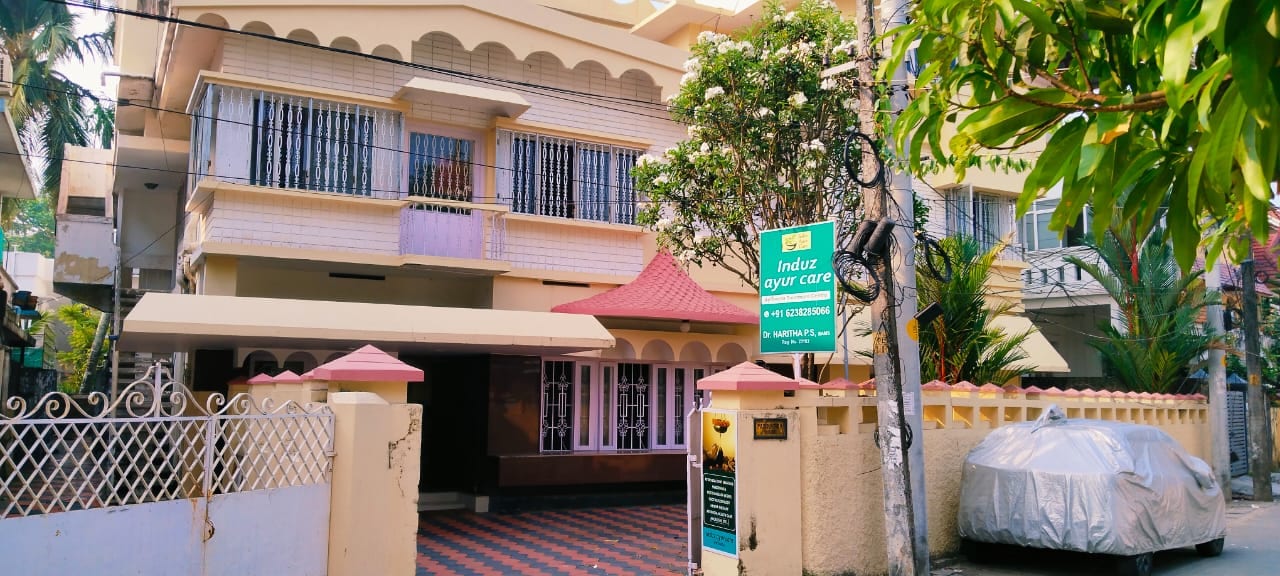 Top Ayurvedic Treatment Centres For Inflammatory Bowel Disease in Kochi