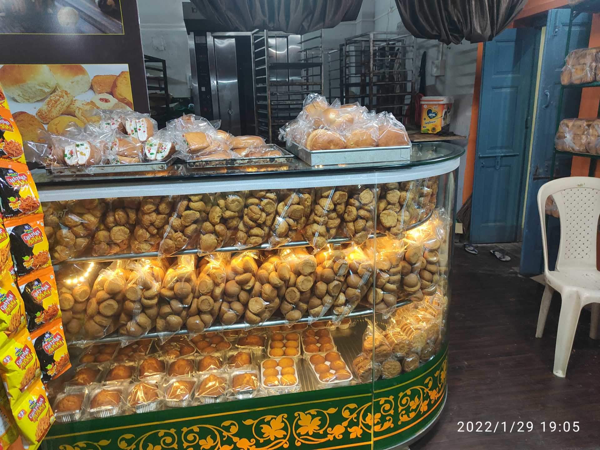 Shree Mahalaxmi Bakery in Raviwar Peth, Kolhapur - Best Bakery