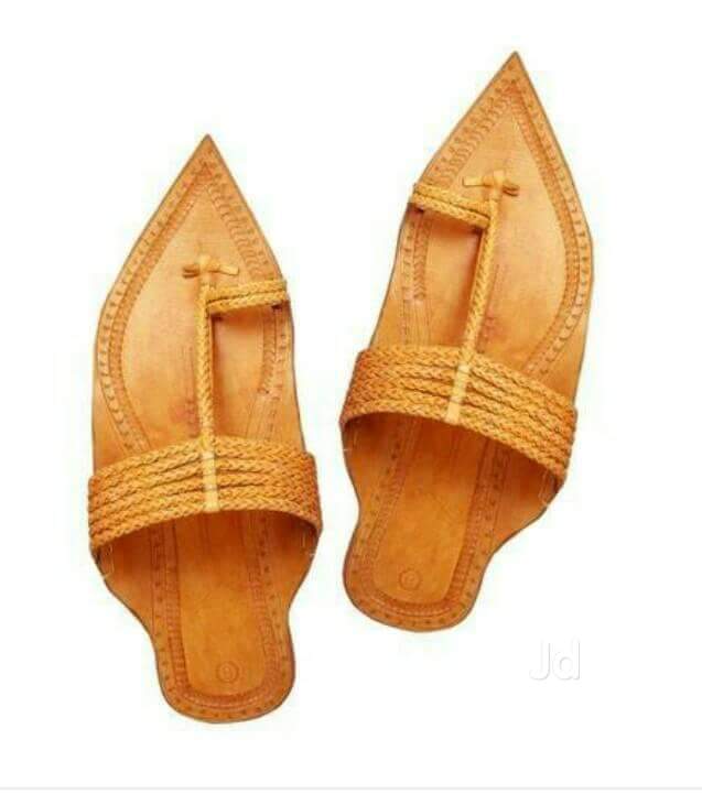 Navyug kolhapuri chappal Clearance