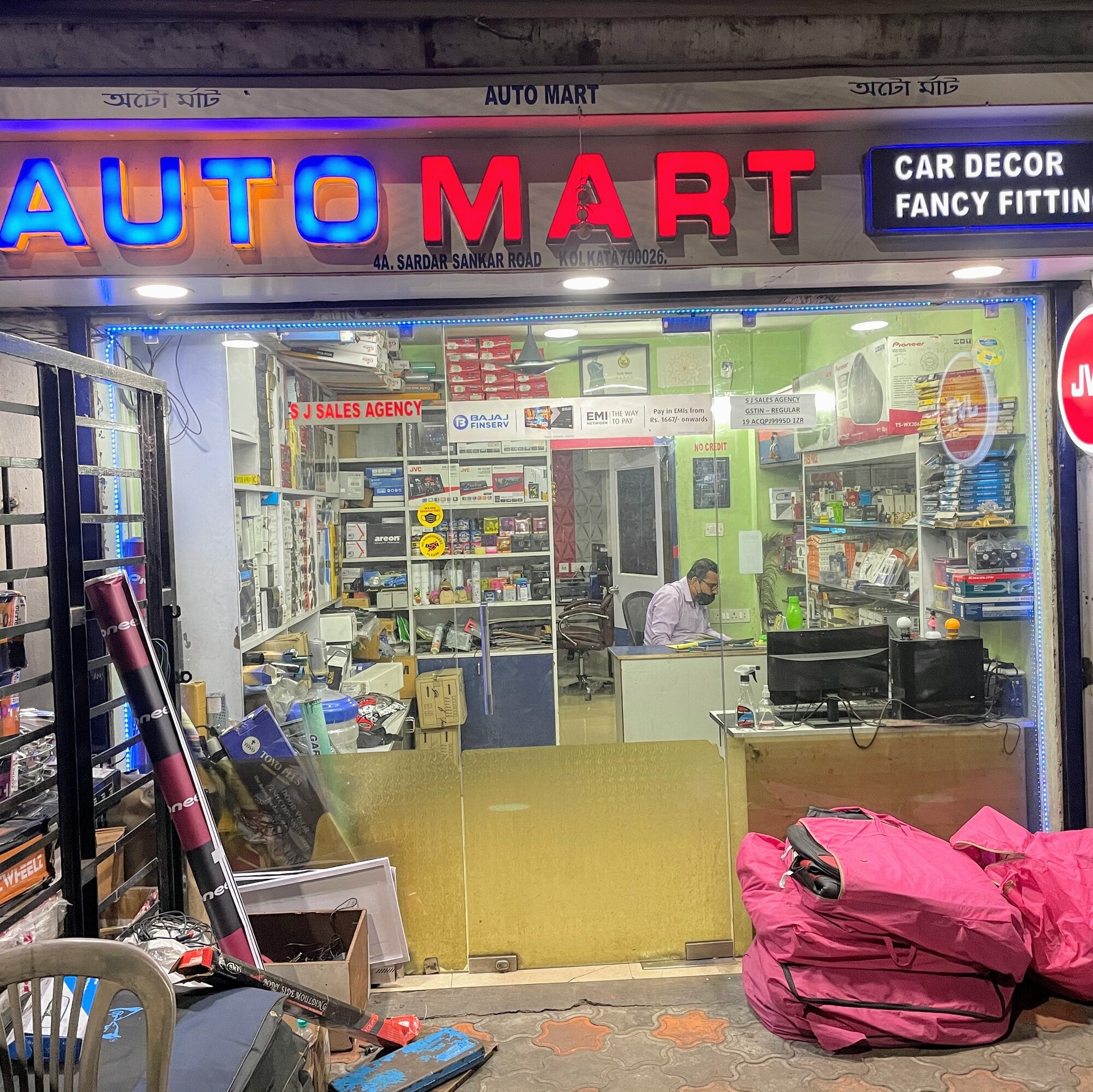 Car Floor Mats in Kolkata Durable, Stylish Custom Fit