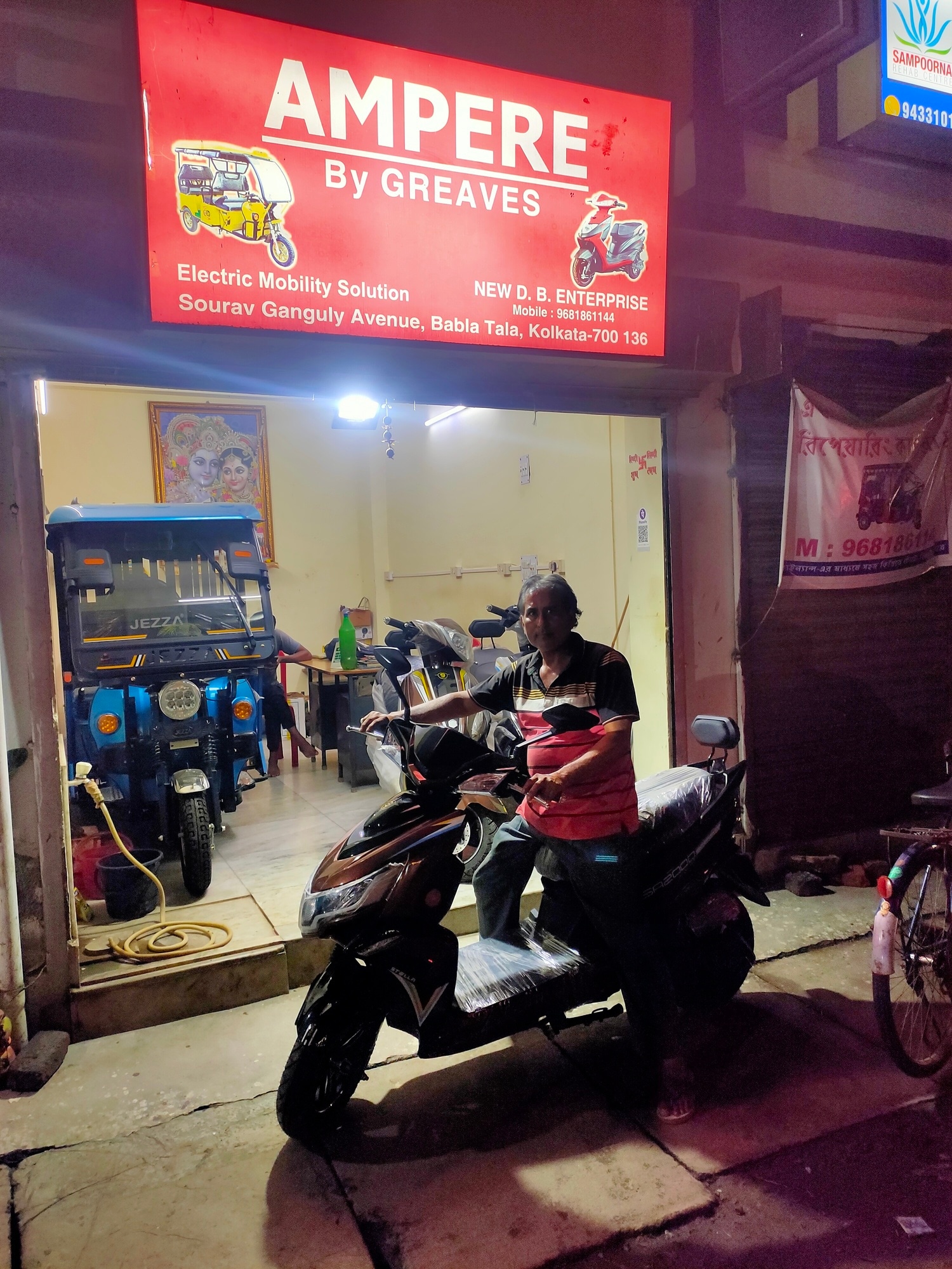Top Mahindra Battery Operated Auto Rickshaw Dealers in Barrackpore