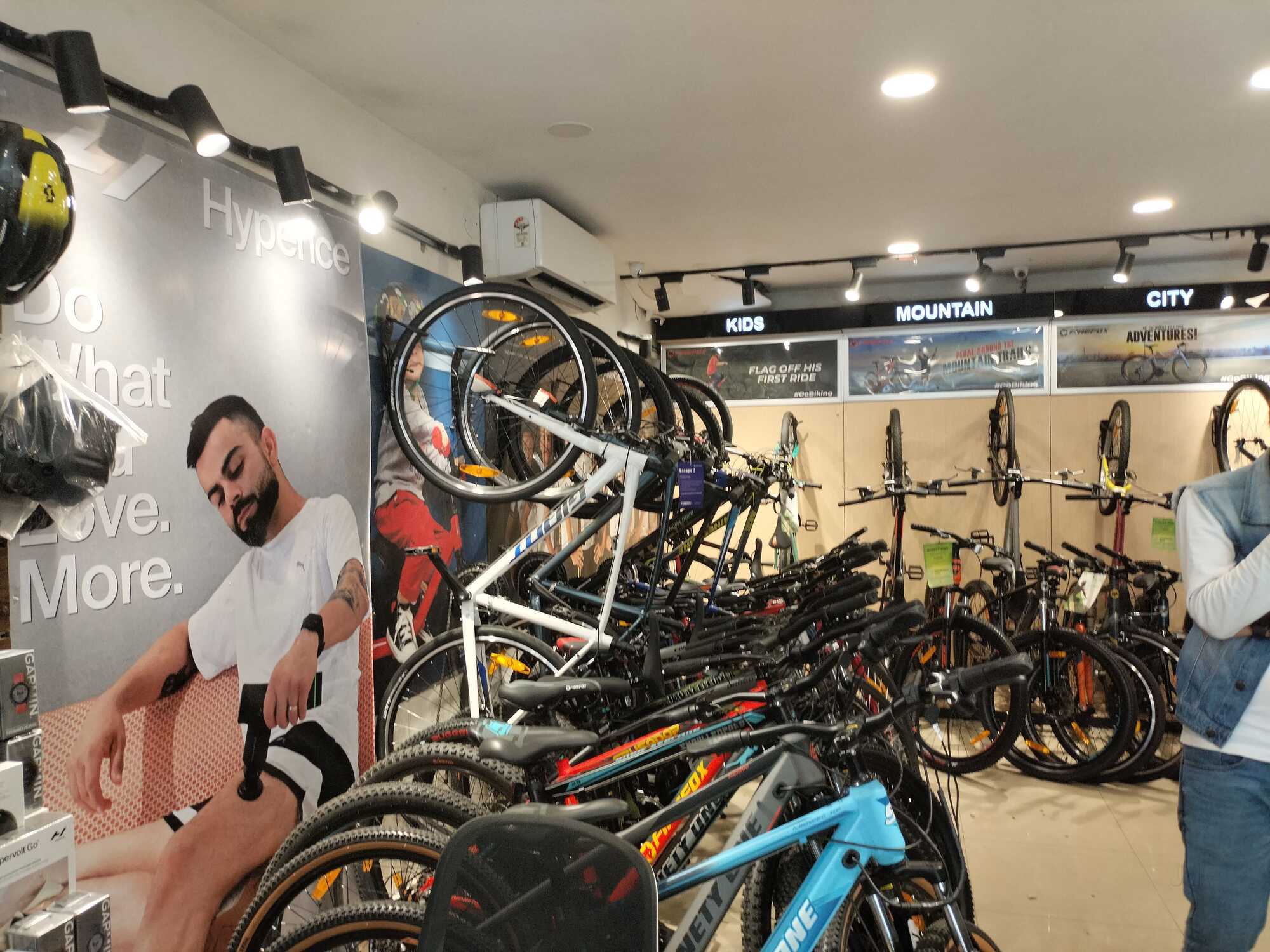 Roadeo Starkenn Cycles Blue Single Speed Mountain Bicycles