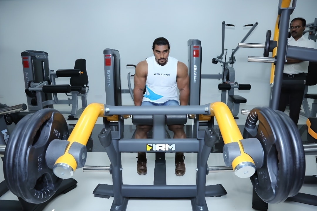 Spirit HP Tread Mill Spirit HP Electric Fitness Treadmill