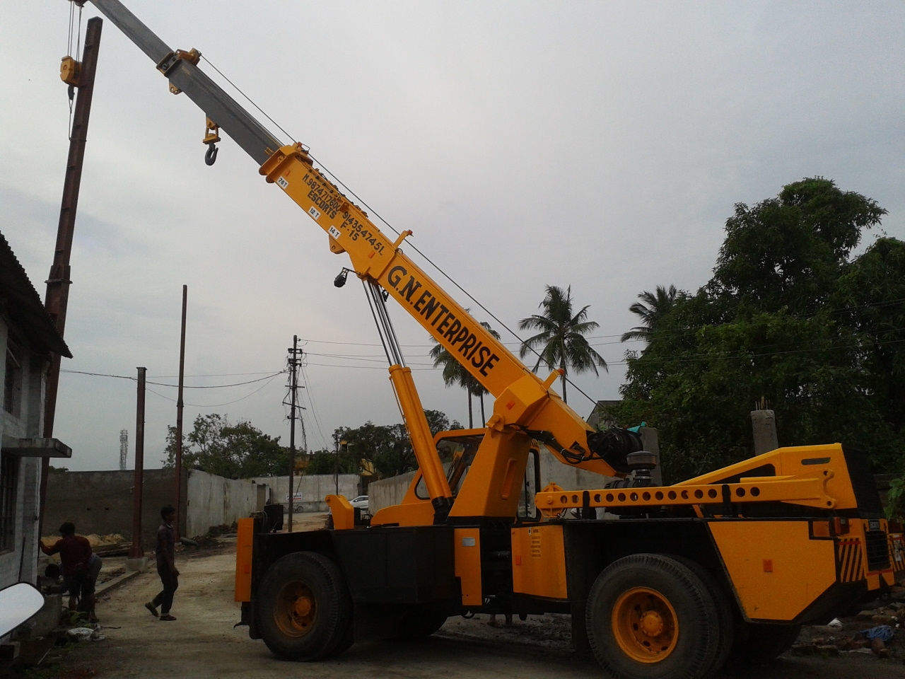 Top 50 Construction Equipments On Hire in Kolkata कंस्ट्रक्शन इक्विपमेंट्स ों हिरे, कोलकाता