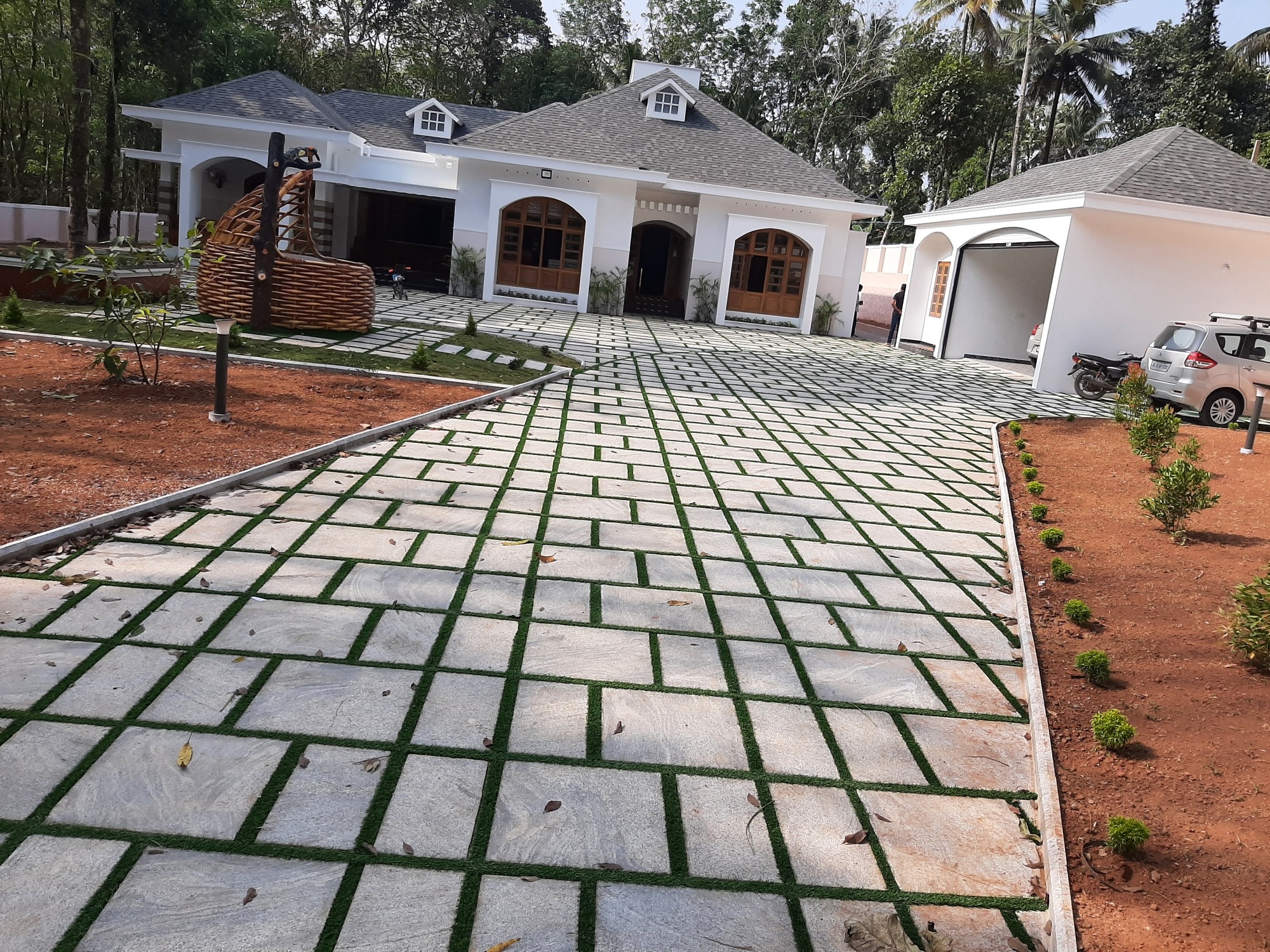 Top Paving Stone Distributors in Kadappakada, Kollam पविंग स्टोन