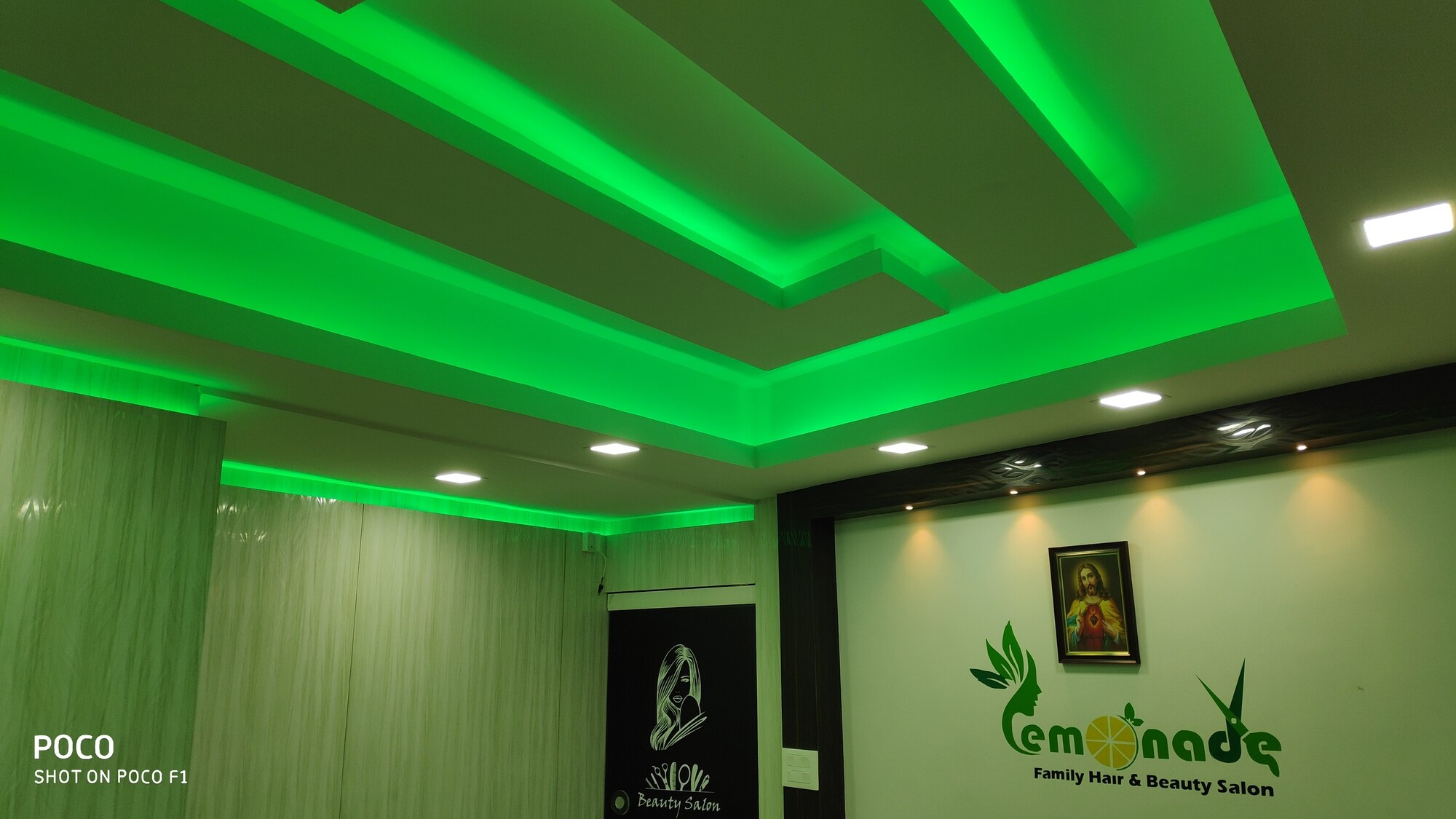 Top Salons in Manjoor, Kottayam Best Beauty Salon near me Justdial