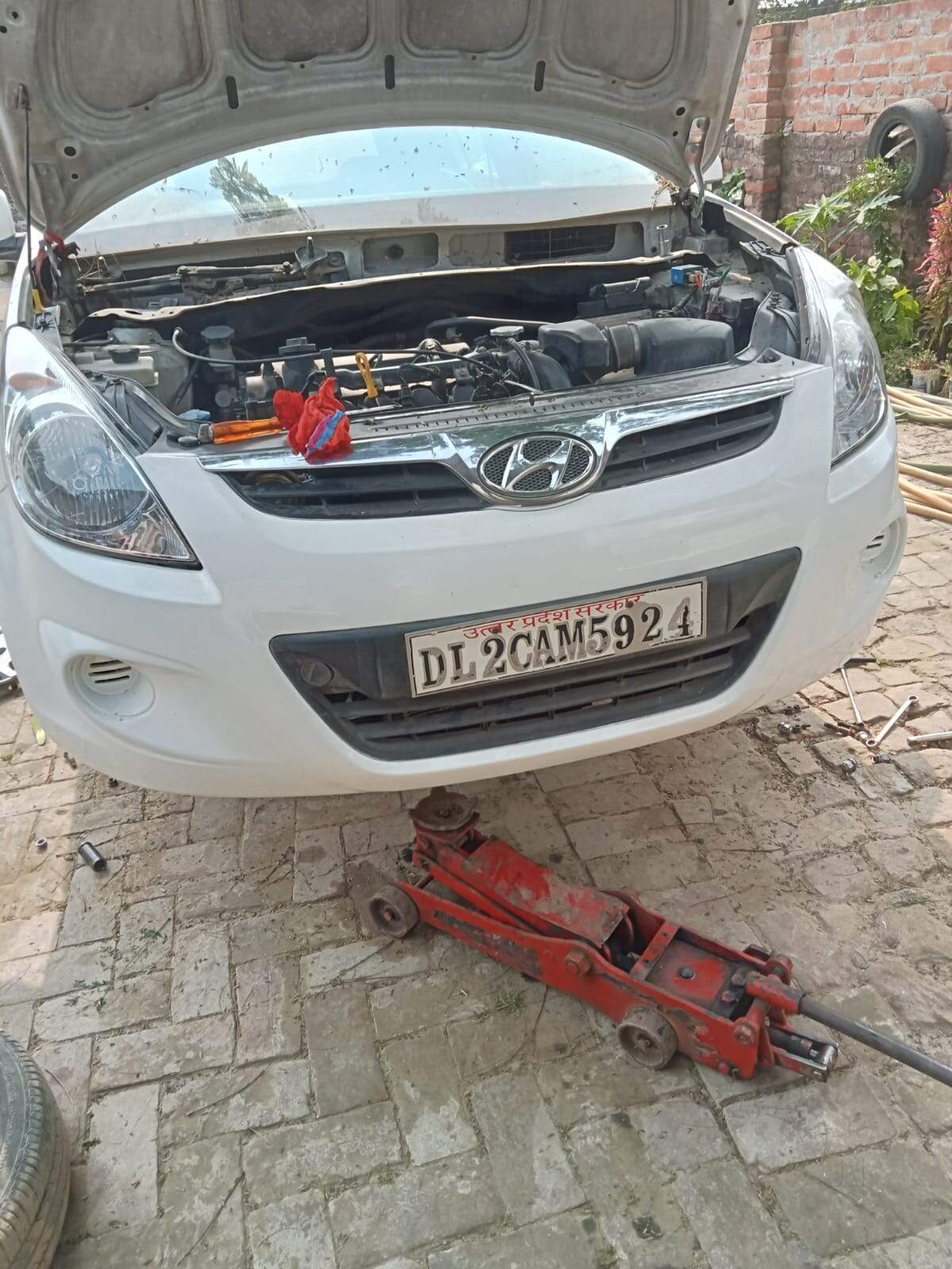 Top Self Serve Car Washing Services in Lucknow Best Self Service Car