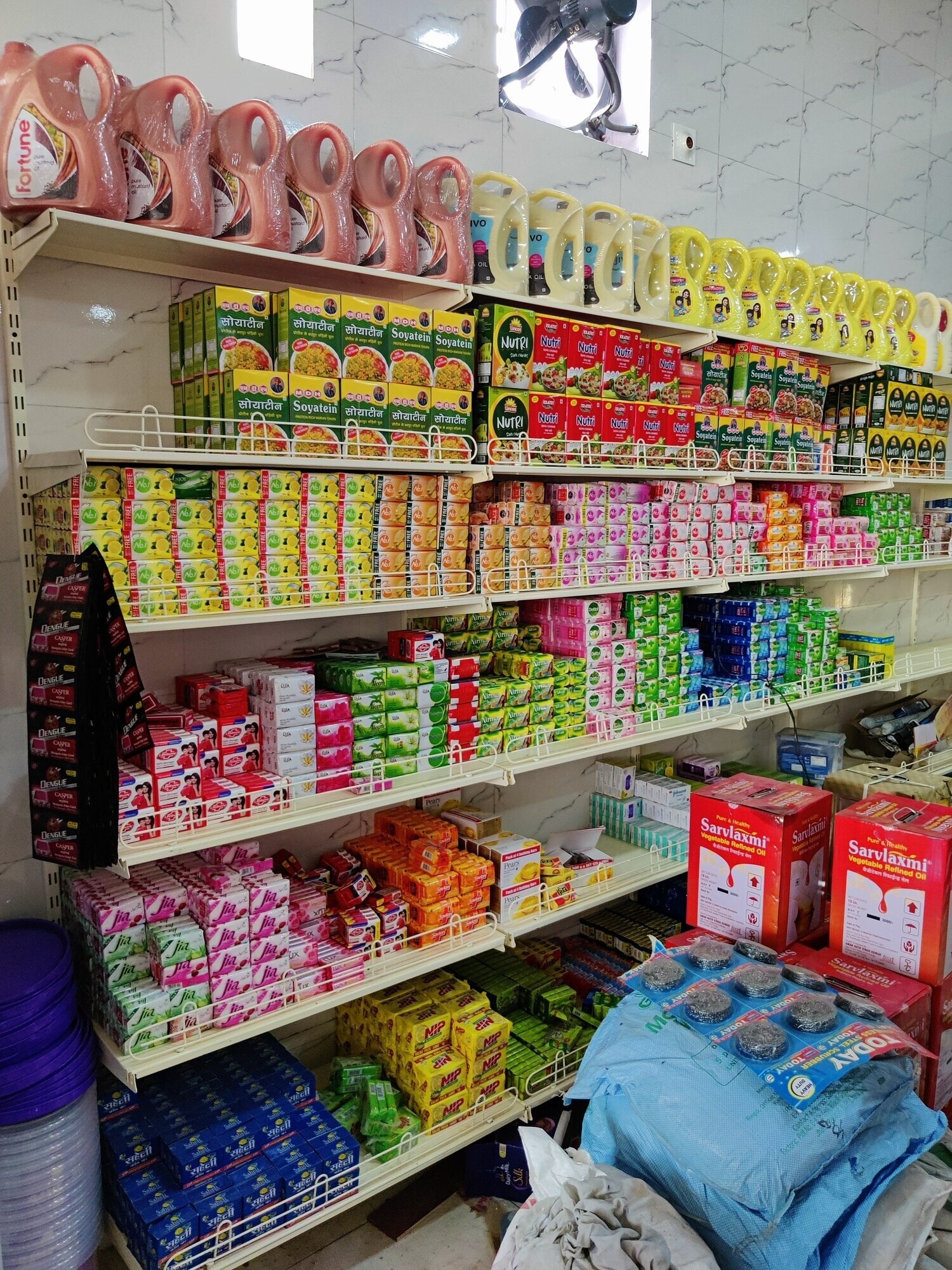 Supermarket Display Rack in Ludhiana Durable Shelving Units for