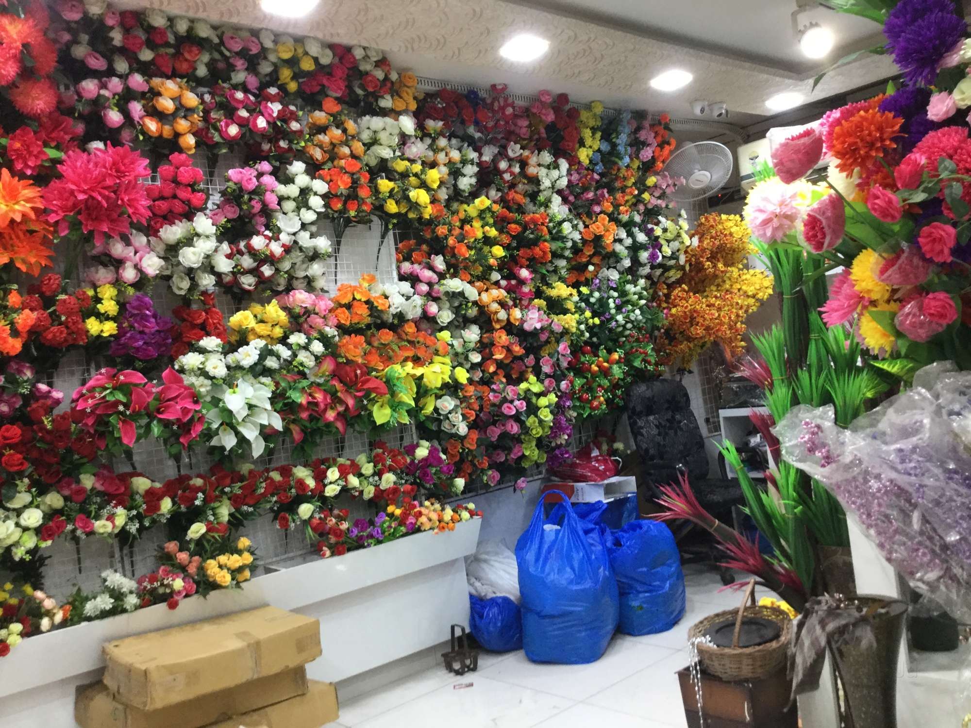 Top Gift Shops in Bhagat Singh Colony - Best Gift Store near me - Justdial