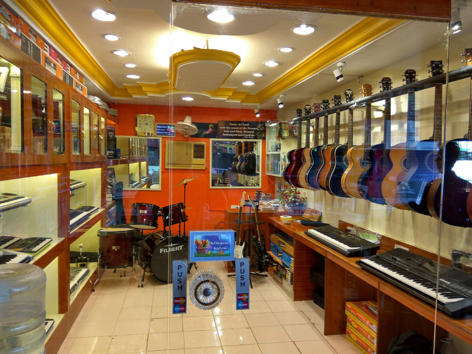 Music Man Musical Instrument Music Classes Goripalayam