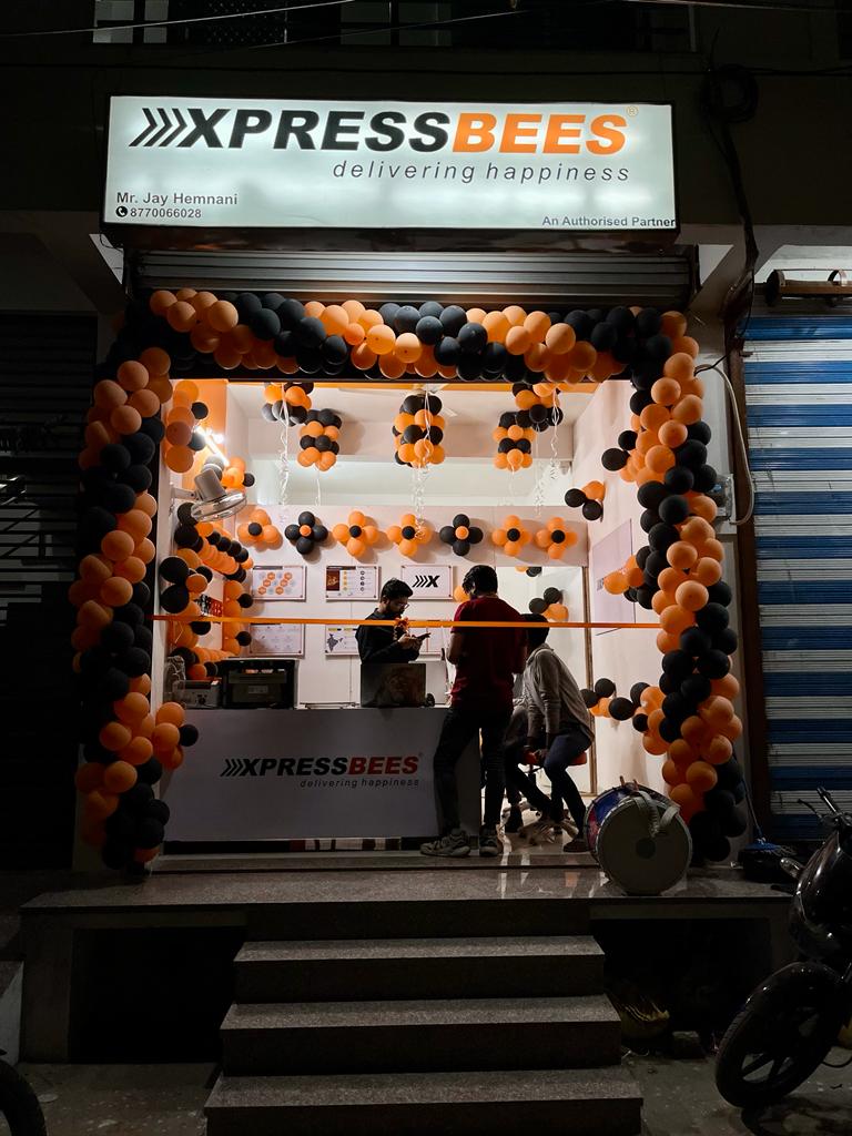 Top Xpressbees Courier Services in GandhinagarGujarat Best