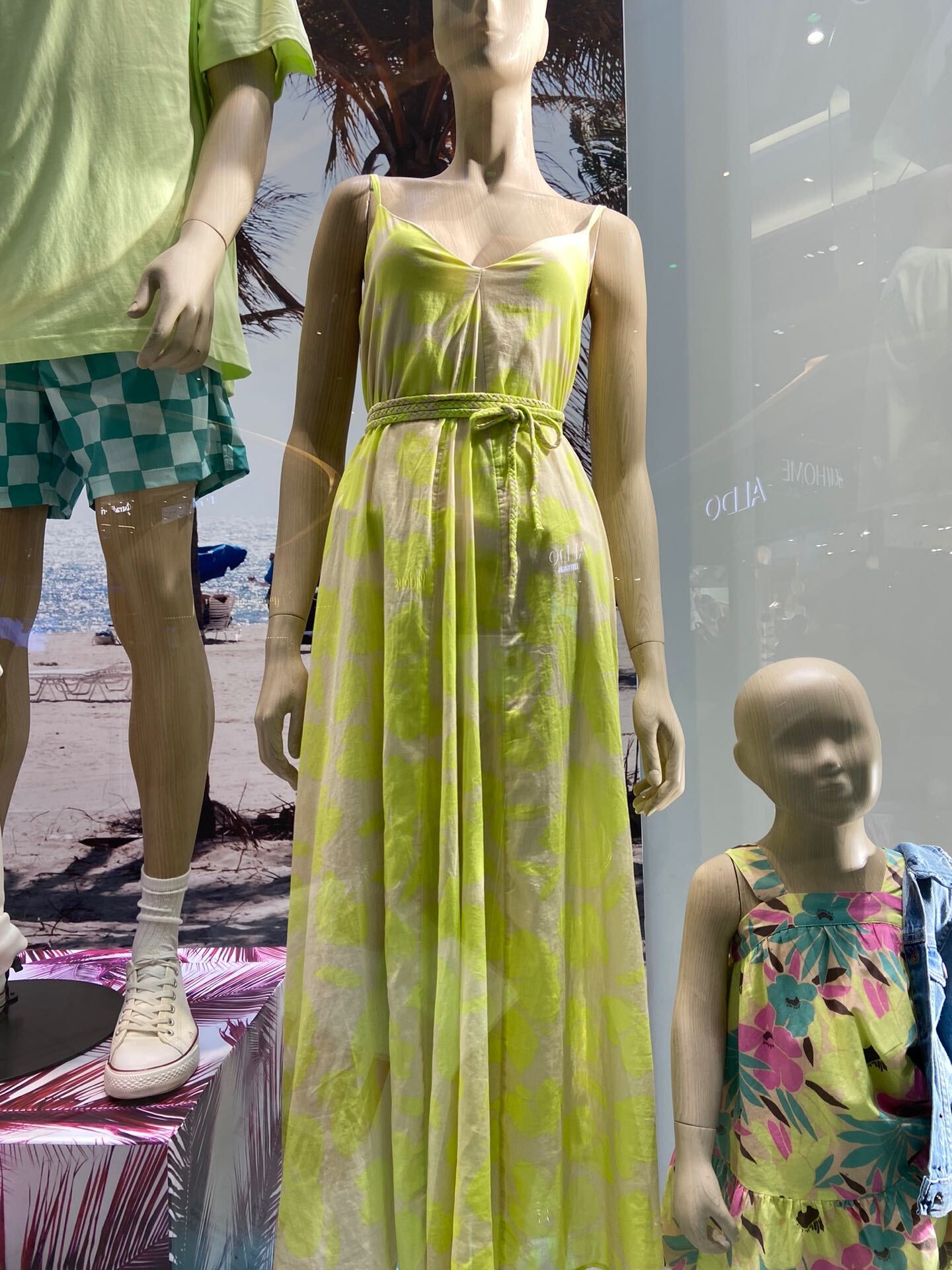 Kakoon Apparel Store Photos, Khar West, Mumbai Pictures & Images