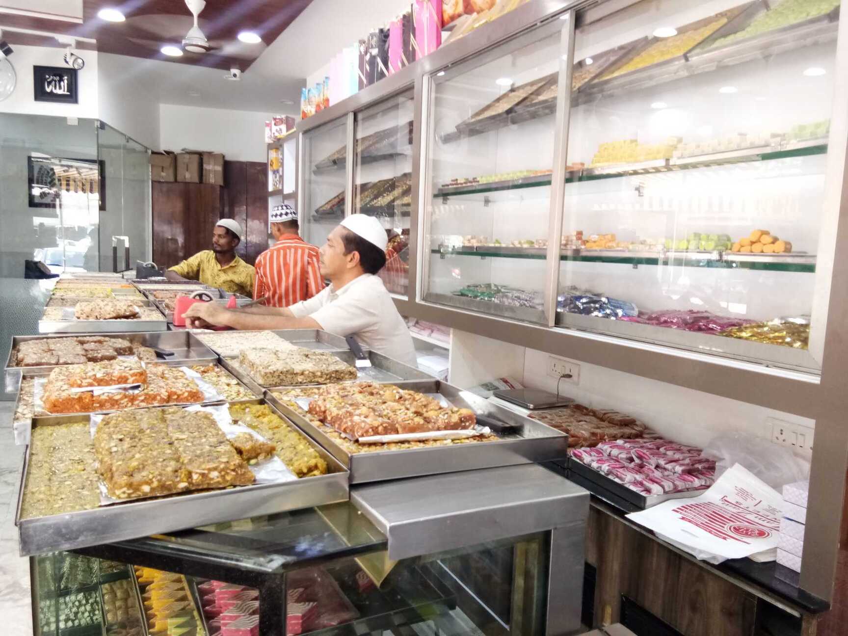 Details 138+ cakes n more jogeshwari kidsdream.edu.vn