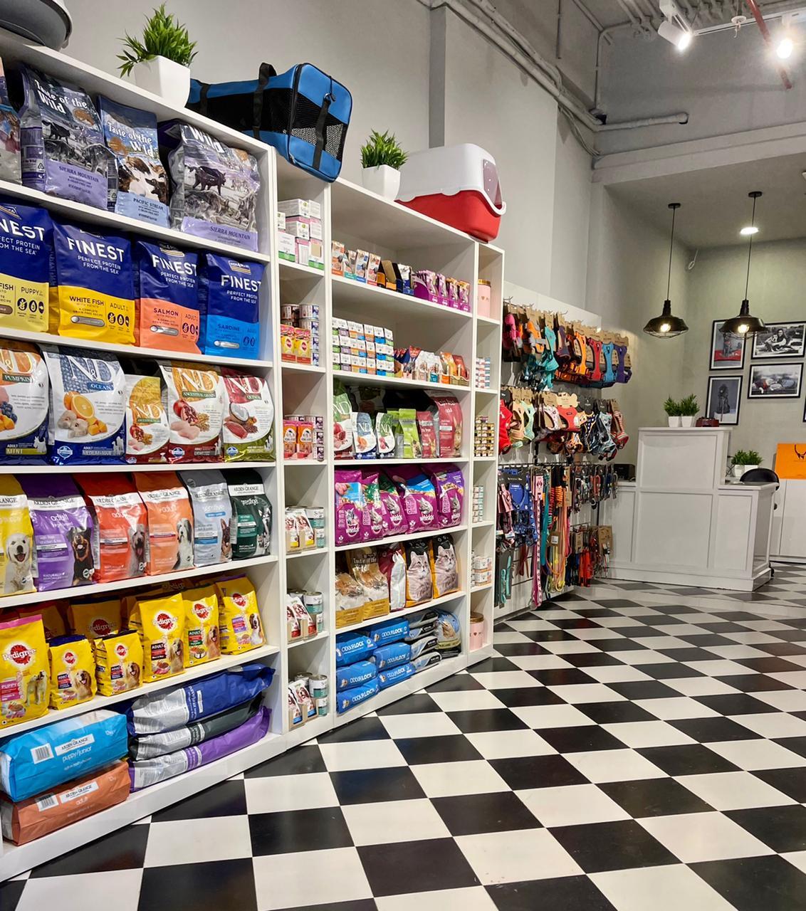 Find list of Heads Up For Tails in Ahmedabad near me Justdial