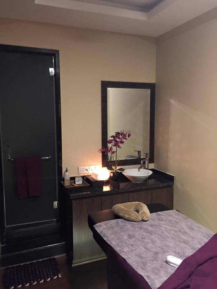 Top Foot Massage Centres in Juhu Best Foot Spas Mumbai near me Justdial