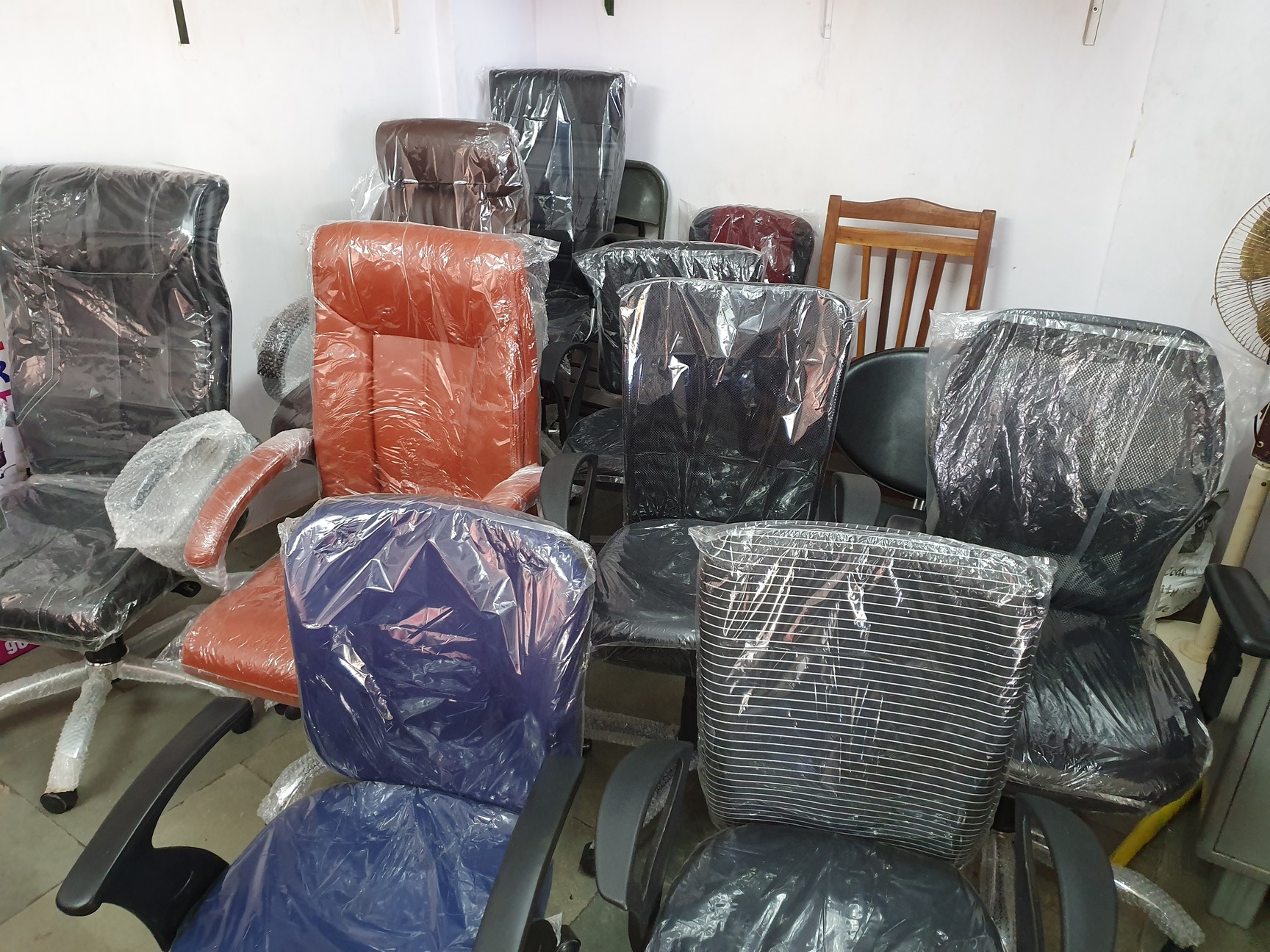 Catalogue Akbar Chair Repair and Service in Santacruz East , Mumbai
