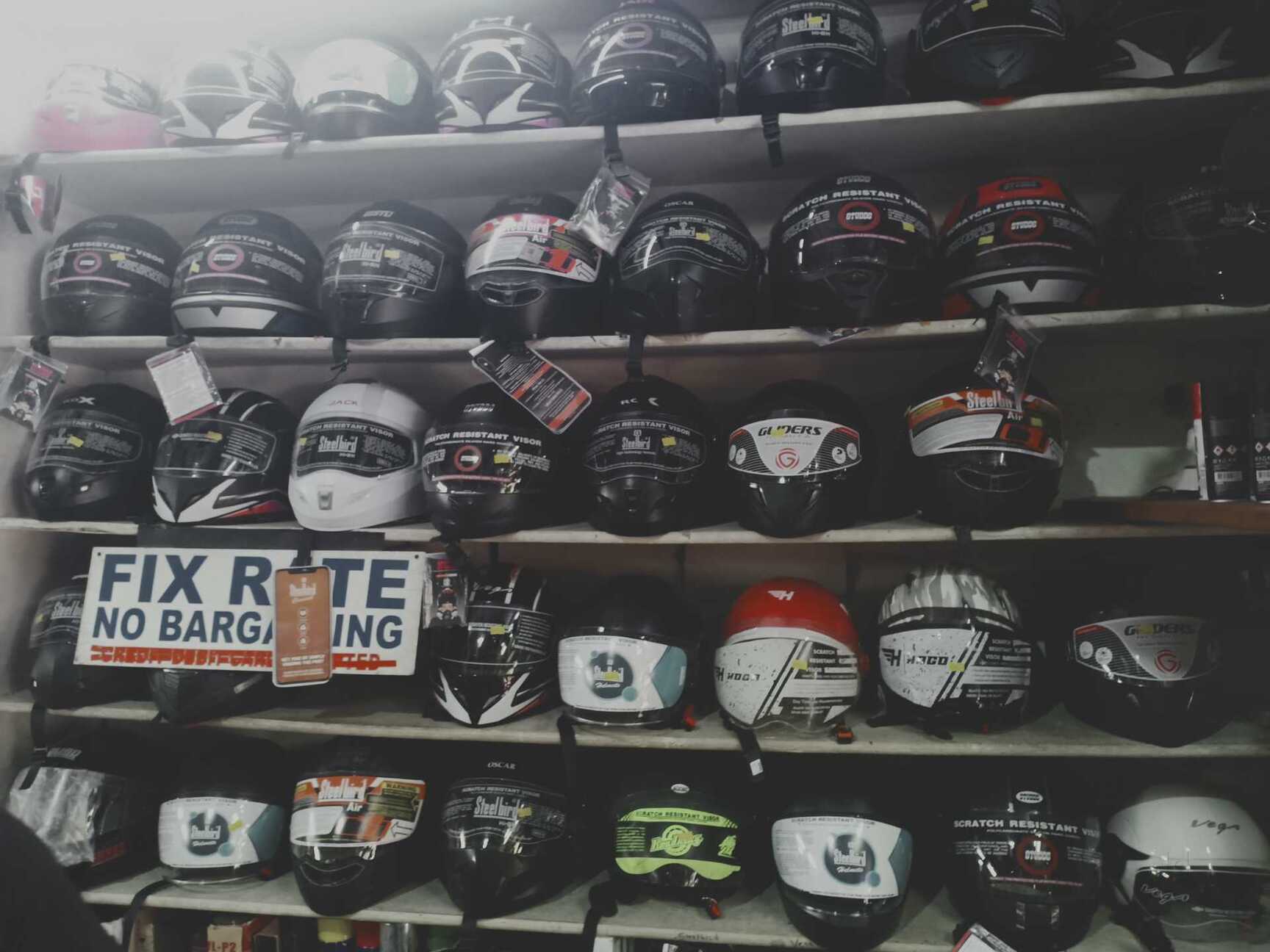Ikon Helmet in Kopar Khairane Sector 4 