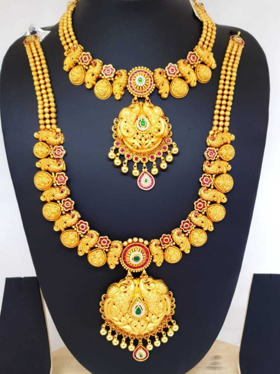 Pendant Waman Hari Pethe Jewellers Dadar East Gold Necklace