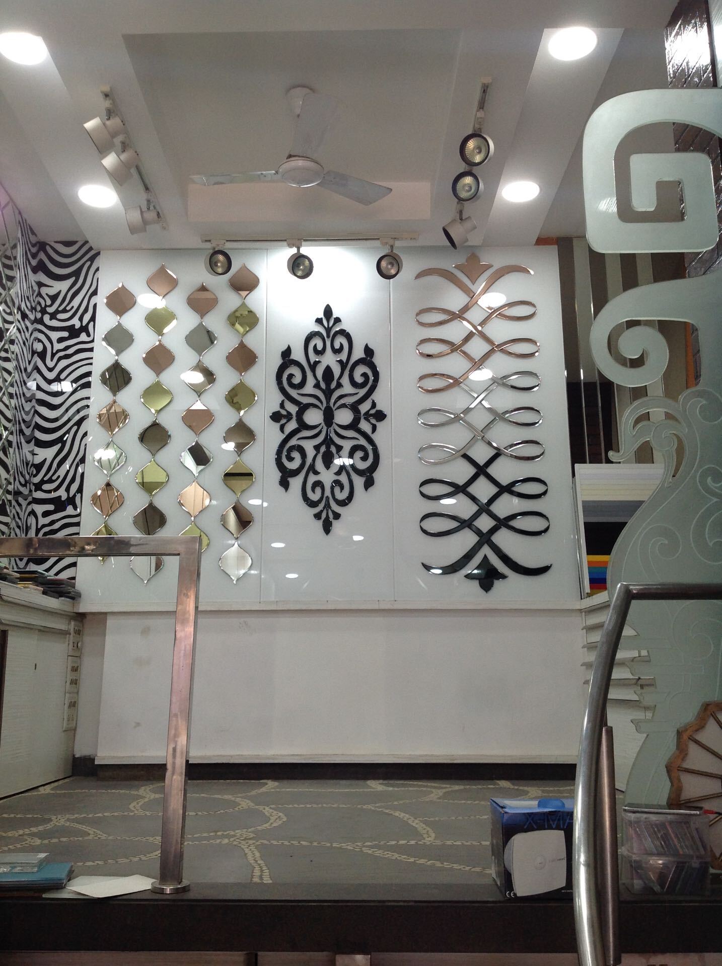 Catalogue Prism Glass in Dadar West , Mumbai Justdial