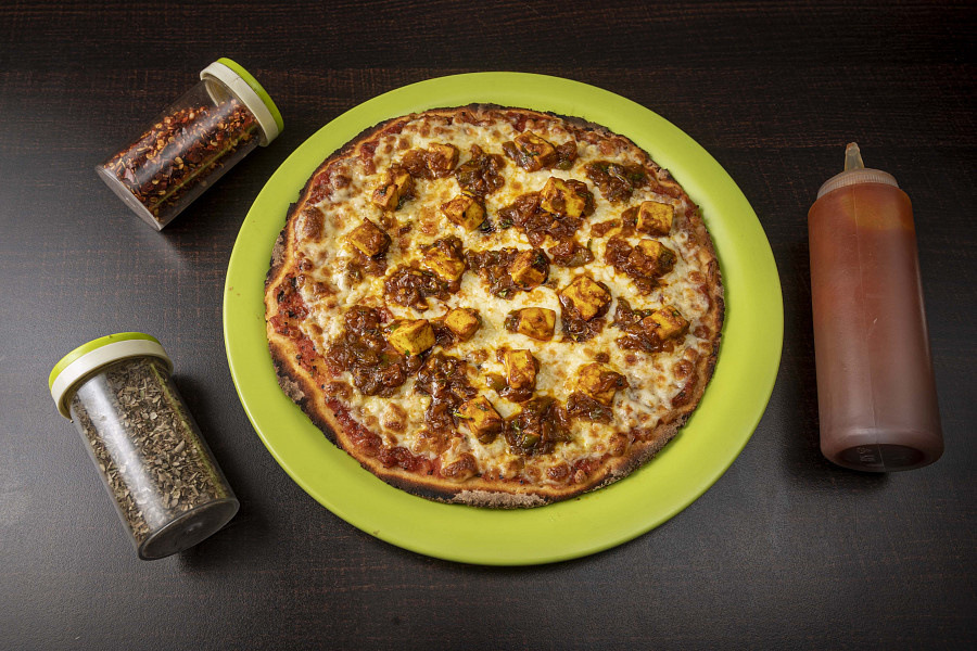 Find list of Smokin' Joe's Pizza Outlets in Juhu NagarVashi Smokin