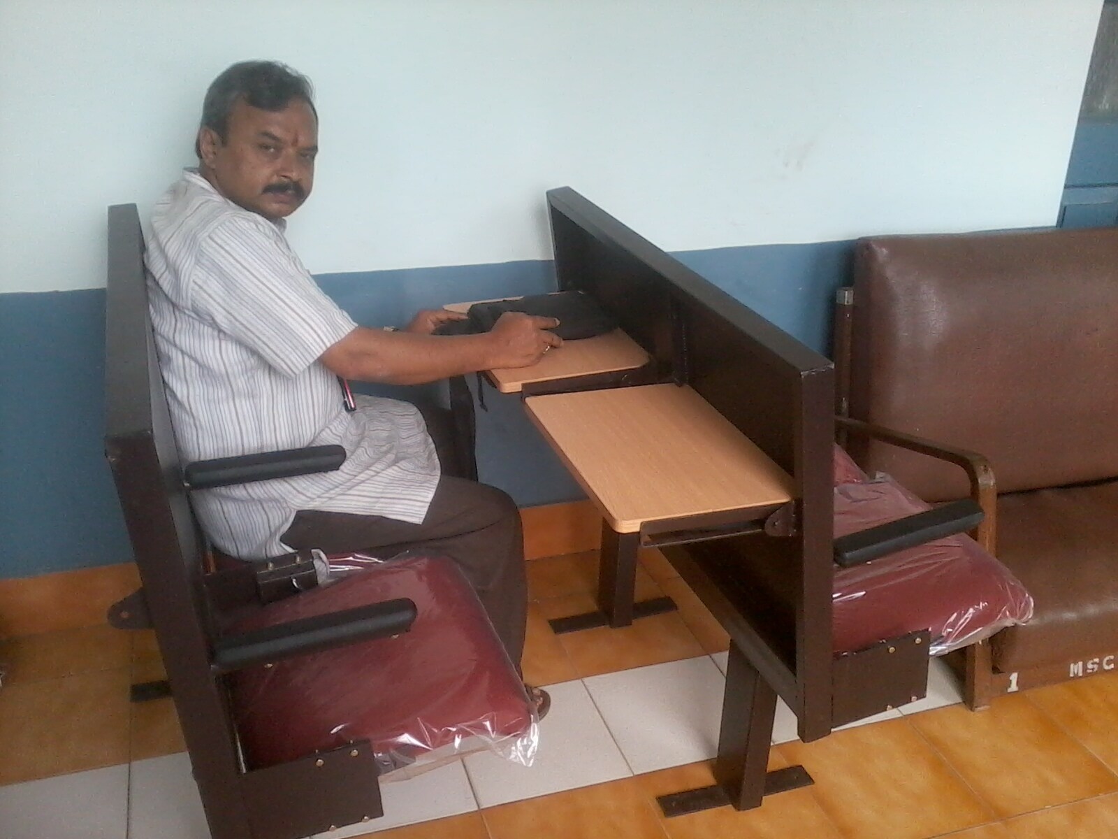 Top Wipro Office Furniture Dealers in Washermanpet Best Wipro Office
