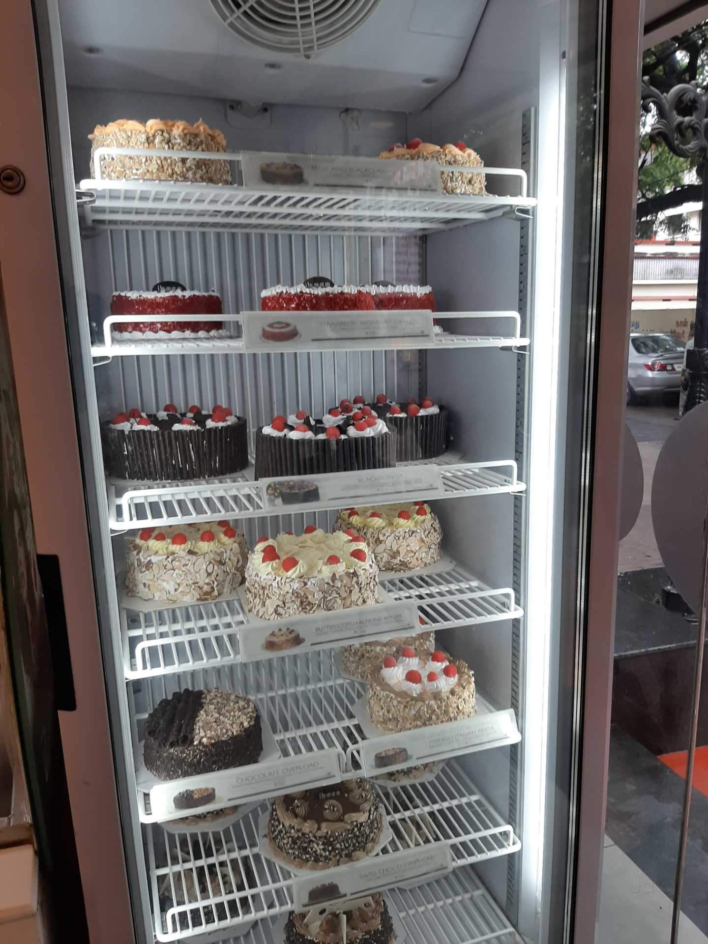 Details more than 157 chocolate overload cake ibaco in.eteachers