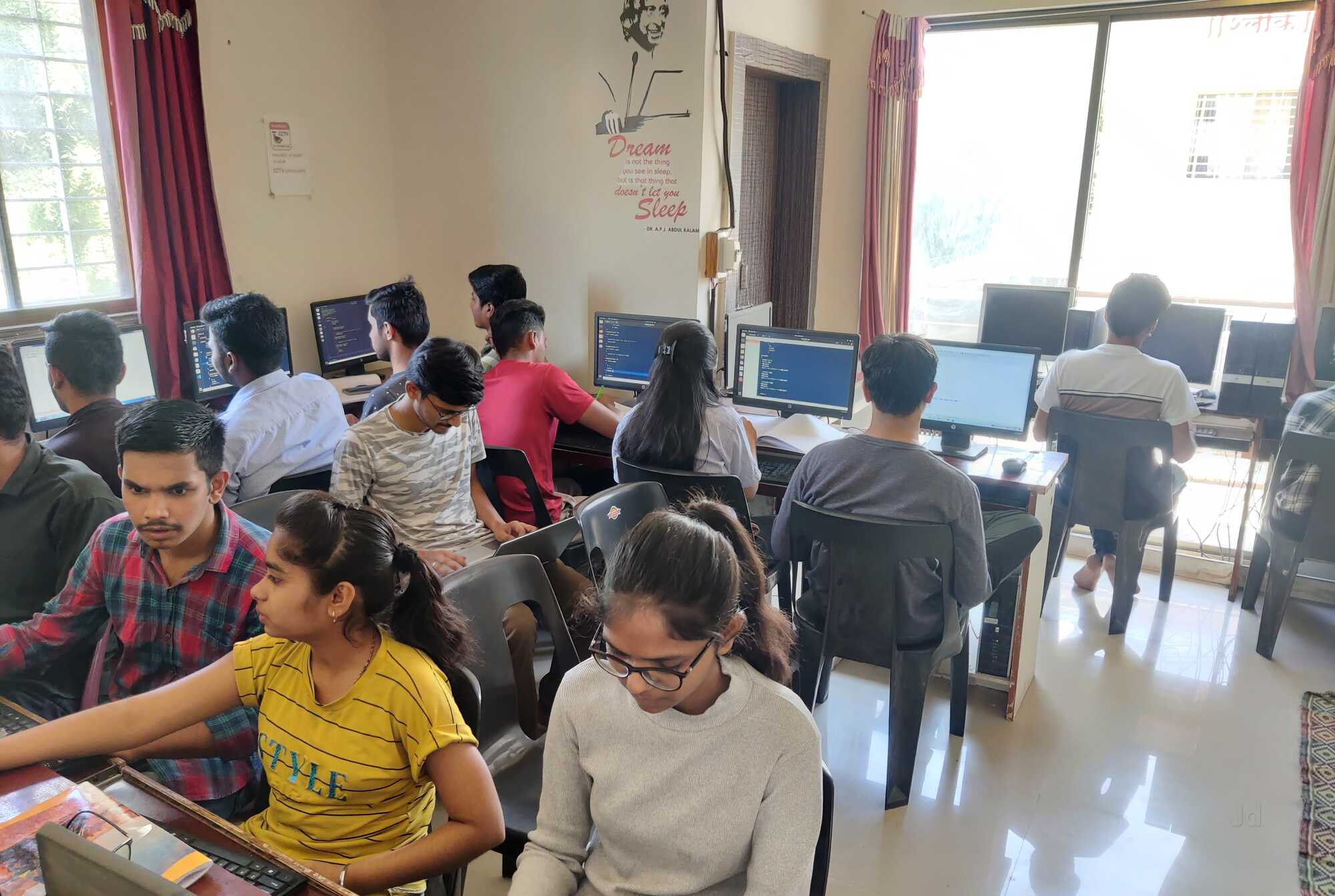 Top Computer Classes in Dwarka - Best Computer Training Centres Dwarka ...