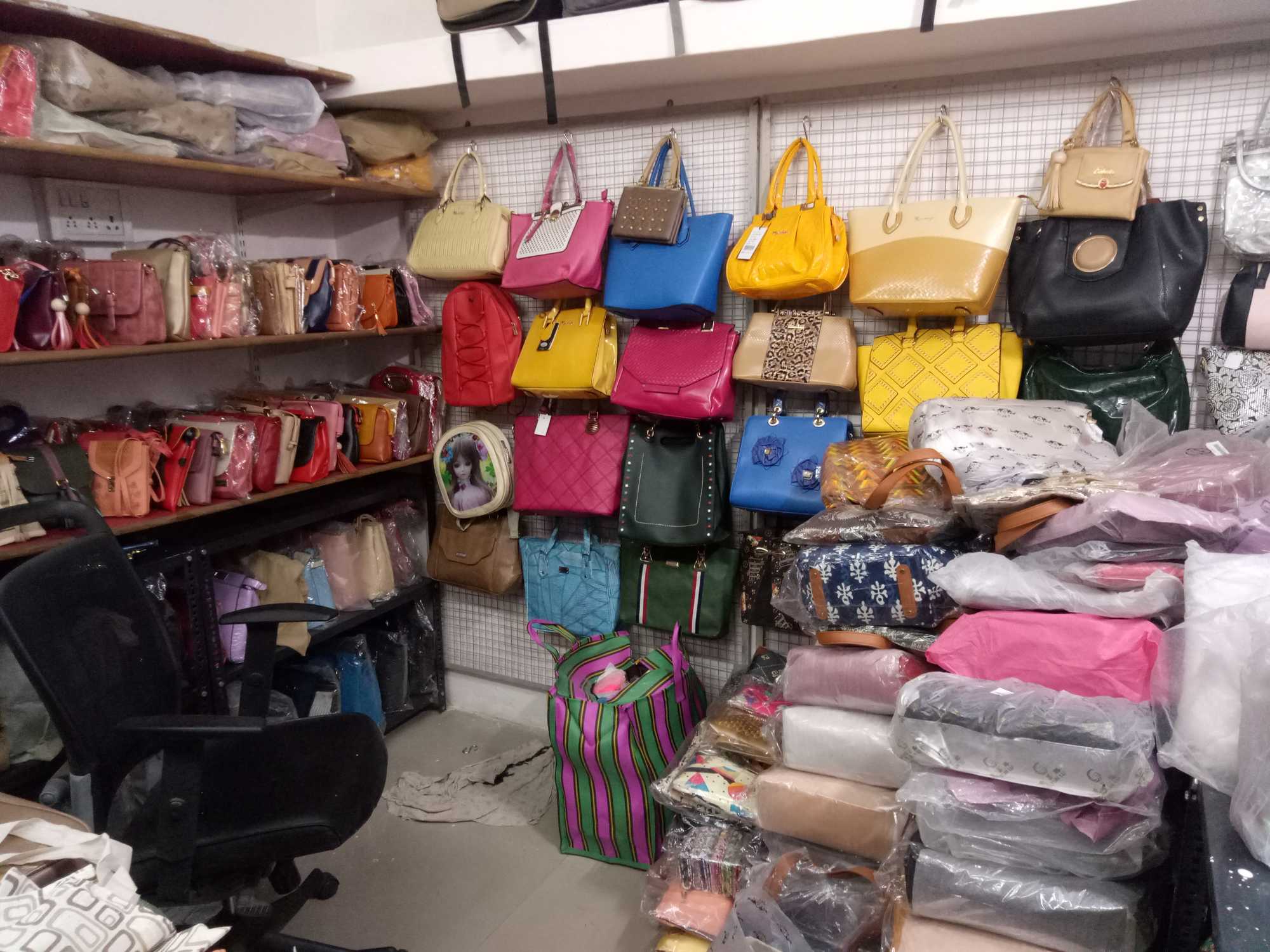 HandBag Handle Bags Price Starting From Rs Find Verified