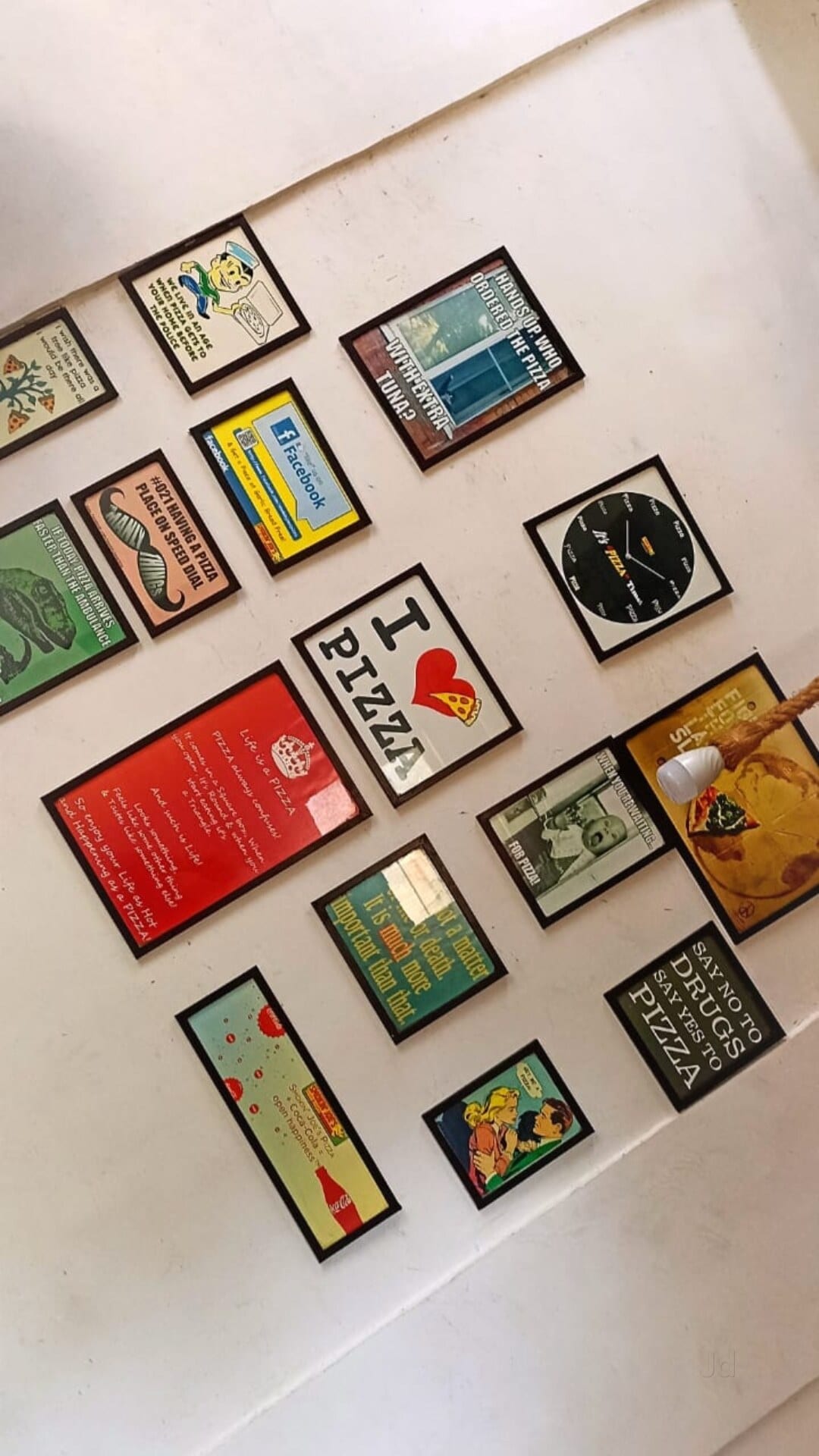 Find list of Smokin' Joe's Pizza Outlets in Juhu NagarVashi Smokin