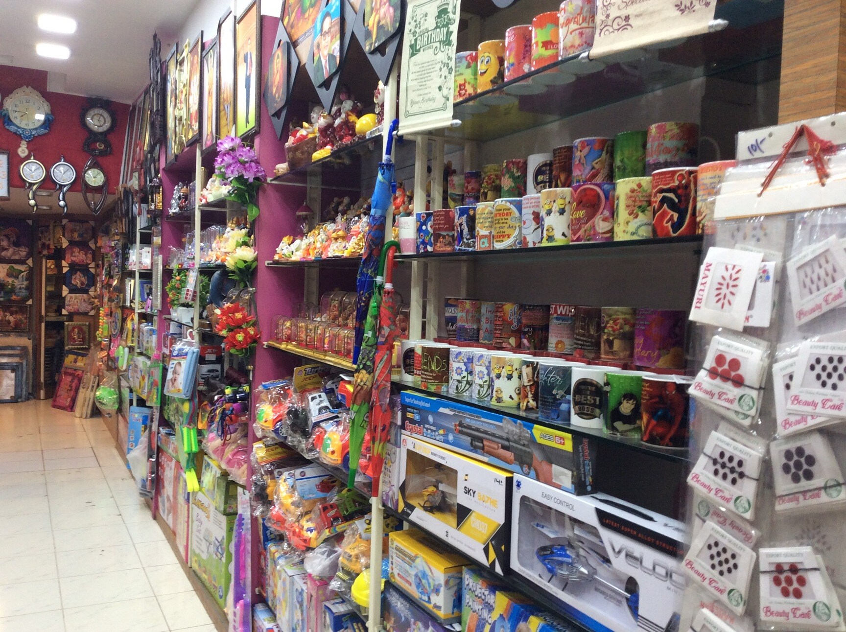 gift and toys shop near me